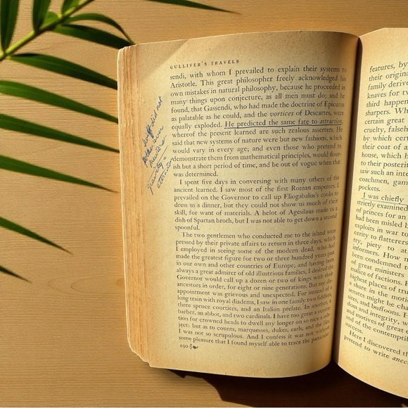 Gulliver’s Travels – Jonathan Swift (1952 Rinehart Edition, 5th Printing) - Picture 13 of 14